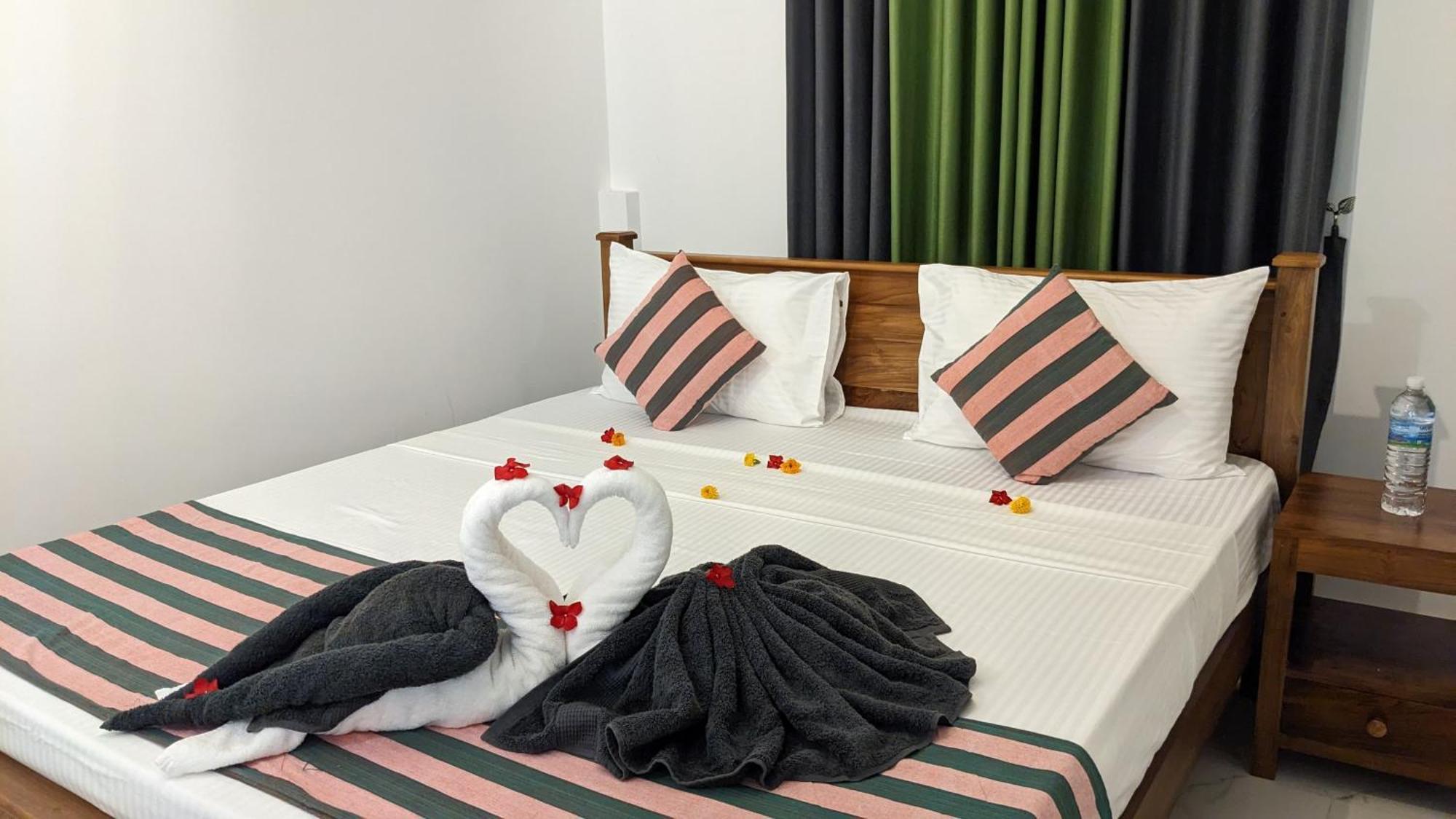 Star Beach Villa Tangalle Esterno foto