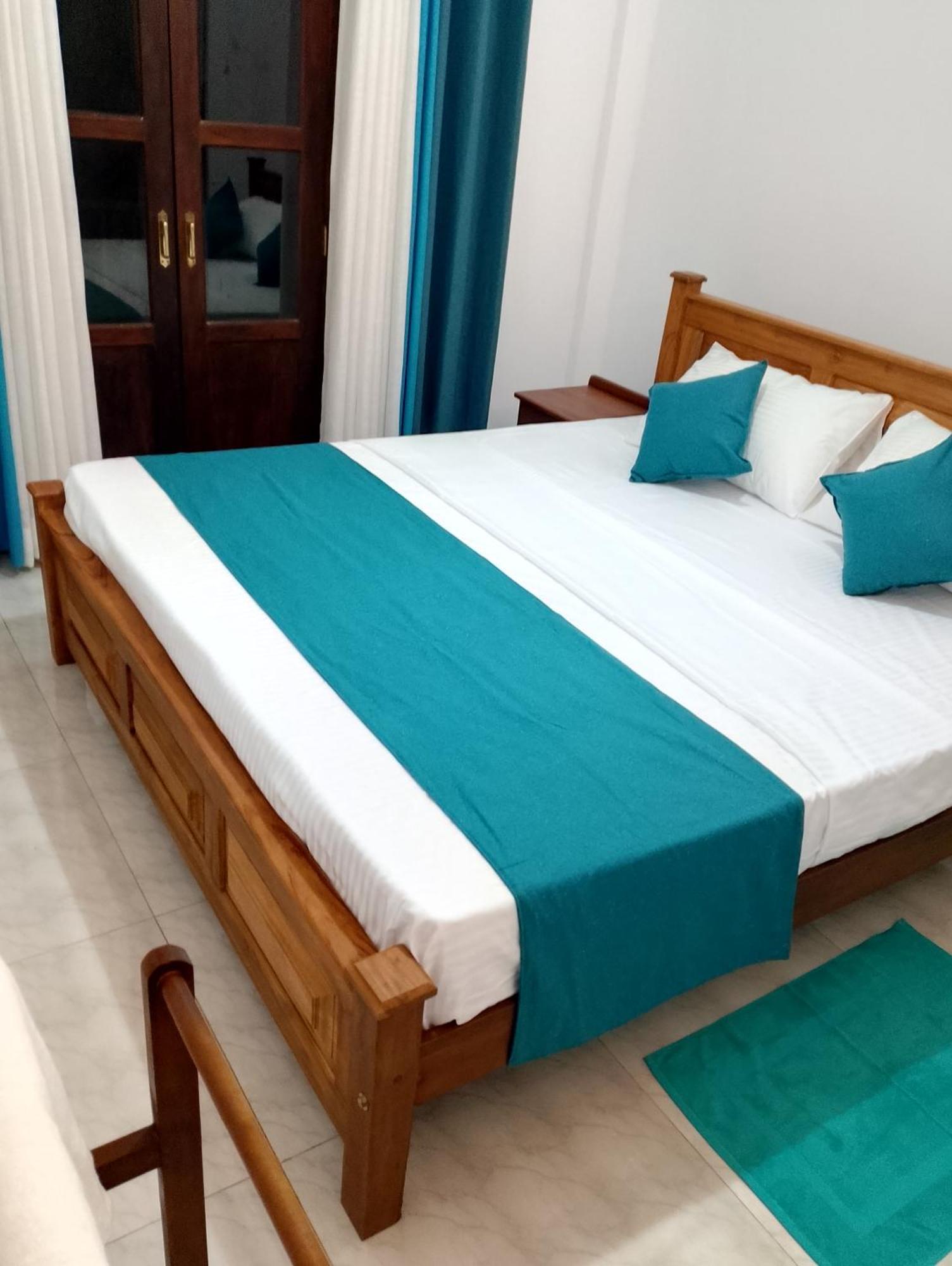Star Beach Villa Tangalle Esterno foto