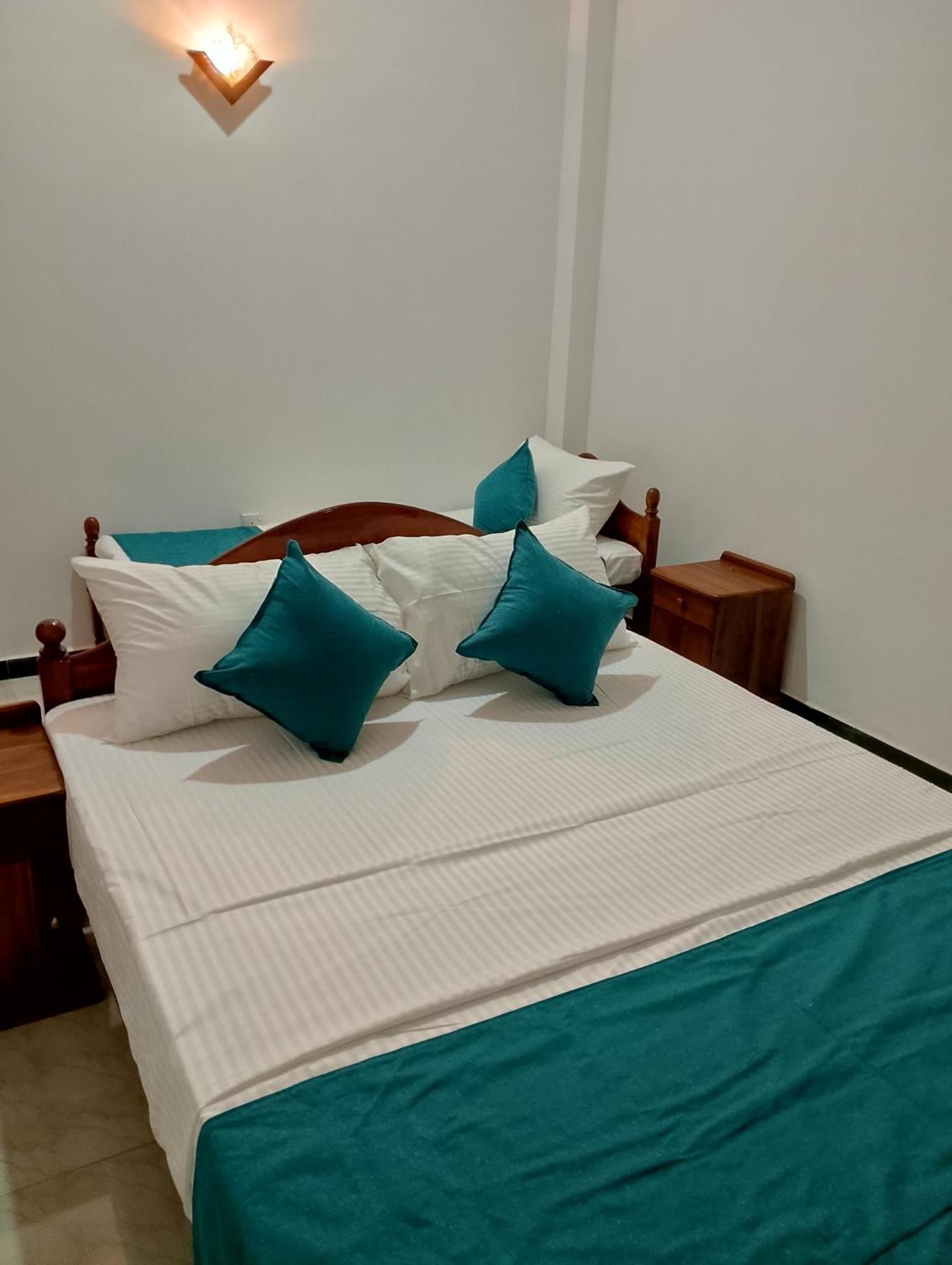 Star Beach Villa Tangalle Esterno foto