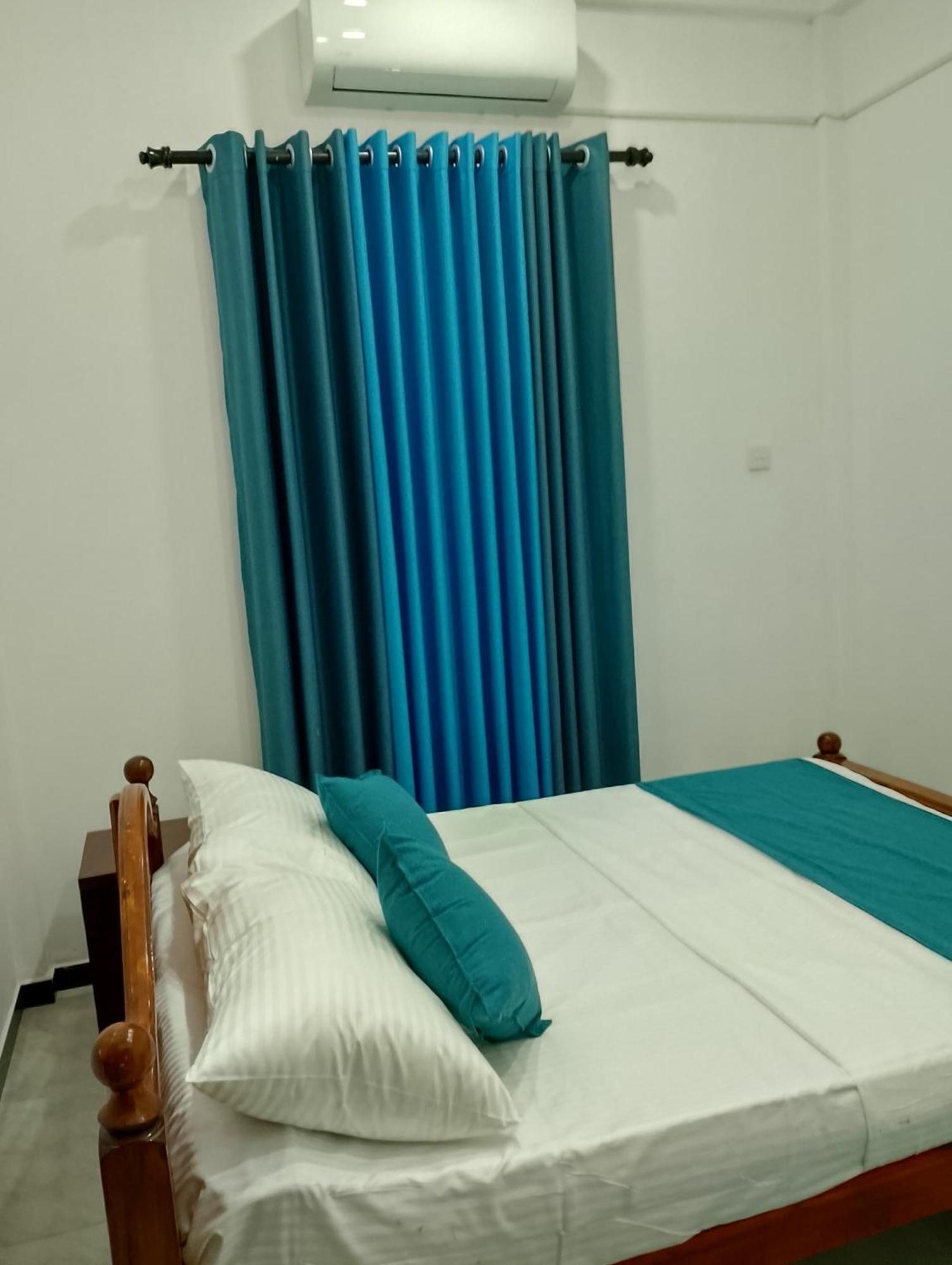 Star Beach Villa Tangalle Esterno foto